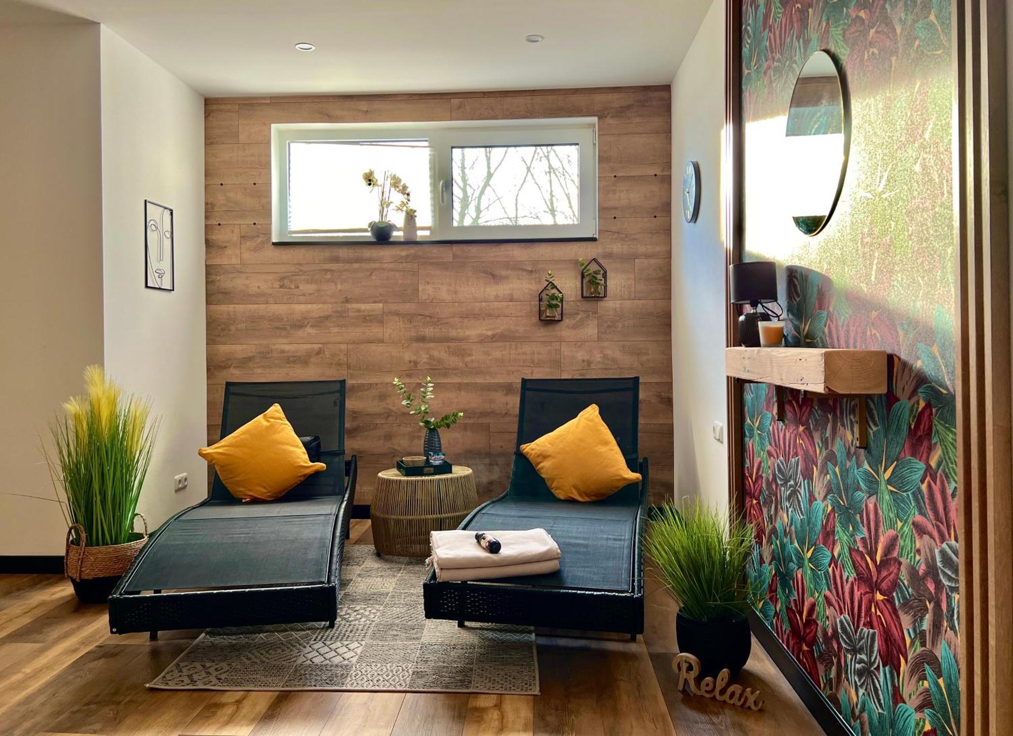 Grosse Wohnung Wellness + Sauna + Netflix 佩特尔斯哈根 外观 照片