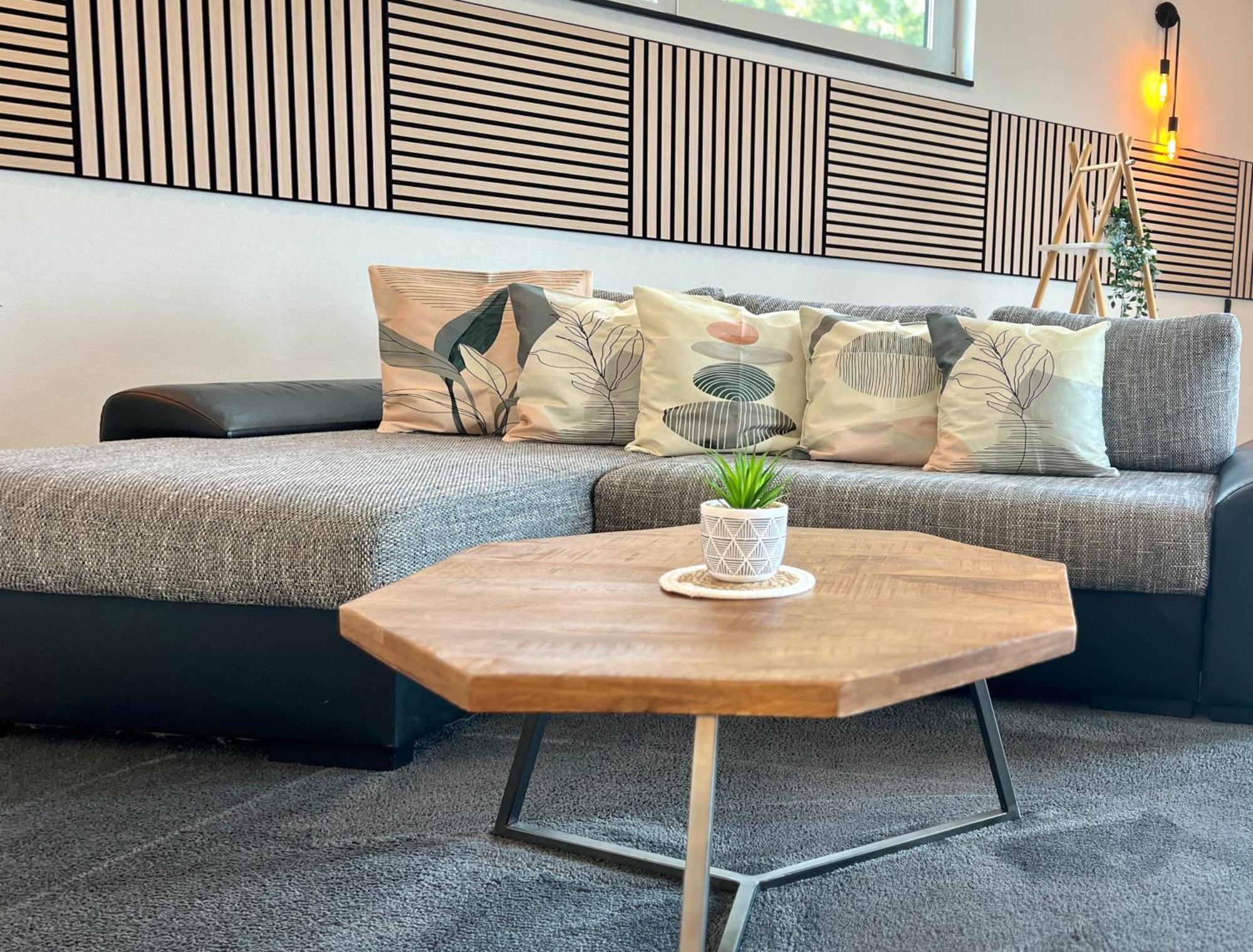 Grosse Wohnung Wellness + Sauna + Netflix 佩特尔斯哈根 外观 照片